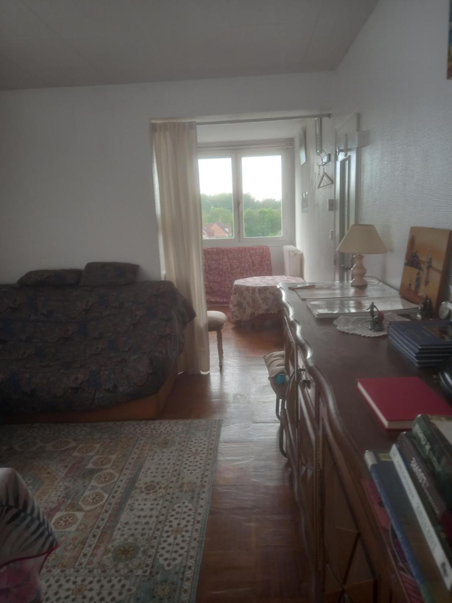 Spacieux Appartement 4 Pieces Beauvais Exterior foto